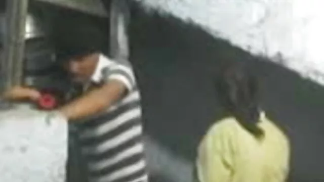 आलसी आदमी हो जाता सेक्सी हिंदी पिक्चर मूवी है एक