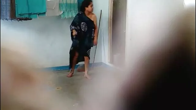 मेनओवर 30 जब डैडी का उदास उसे कुछ मुर्गा के साथ खुश करता मूवी सेक्सी हिंदी पिक्चर है