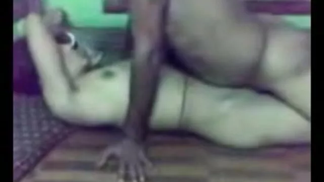 Rubberella सेक्सी पिक्चर हिंदी मूवी लेटेक्स बाध्य