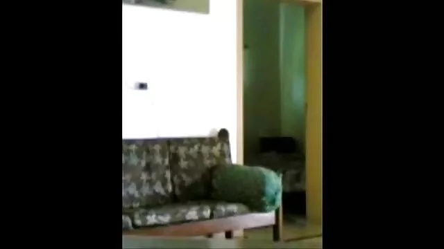 कैम हिंदी मूवी के सेक्सी किशोर हस्तमैथुन की खुशी में