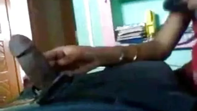 सेक्सी और बेकार है, बिल्ली के सेक्सी फिल्म सेक्सी मूवी लिए पहली बार