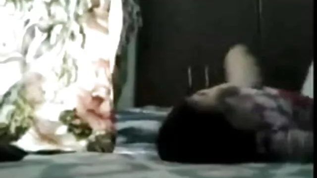 यह मेरे ब्रेसिज़ पर मारा सेक्सी मूवी पिक्चर हिंदी में