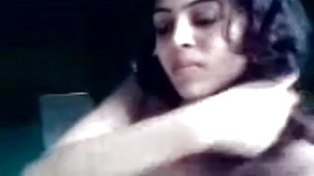एक गीला बिल्ली में एक बड़ा सेक्सी पिक्चर फुल एचडी मूवी बाथरूम