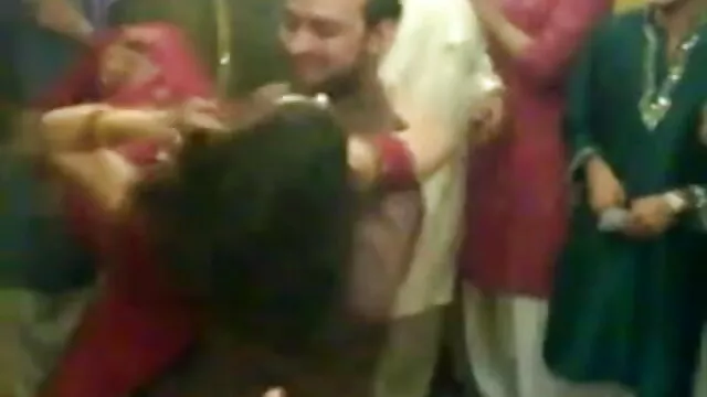 पैसे बनाने के साथ सेक्सी पिक्चर हिंदी मूवी एचडी उसे बिल्ली