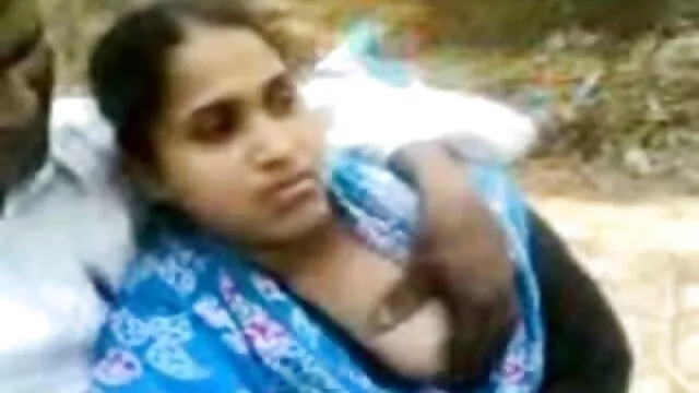 लॉन पर प्यार सेक्सी पिक्चर मूवी सेक्सी पिक्चर मूवी करना