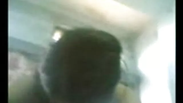 एक सुंदर गधे हिंदी पिक्चर सेक्सी मूवी पिक्चर के साथ रेड इंडियन एक अद्भुत गीला संभोग करने के लिए मेज पर खुद की मालिश!!