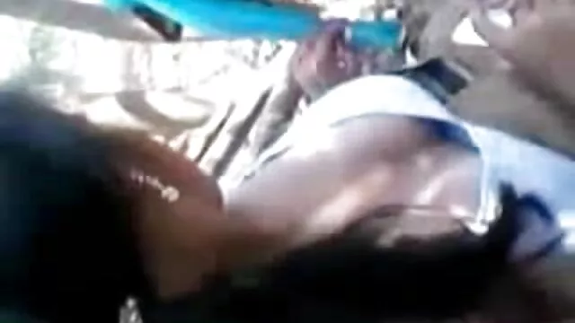 लड़का राजस्थानी सेक्सी मूवी पिक्चर उसके सबसे अच्छे दोस्त पीओवी के प्रेमी को बेवकूफ बनाता है!