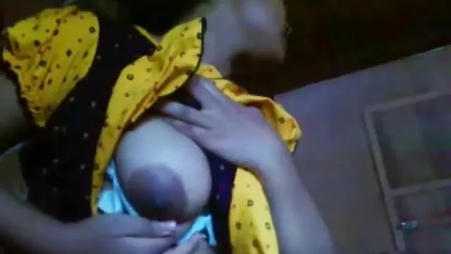 Ludivine Sagnier-स्विमिंग पूल सेक्सी पिक्चर फुल एचडी मूवी