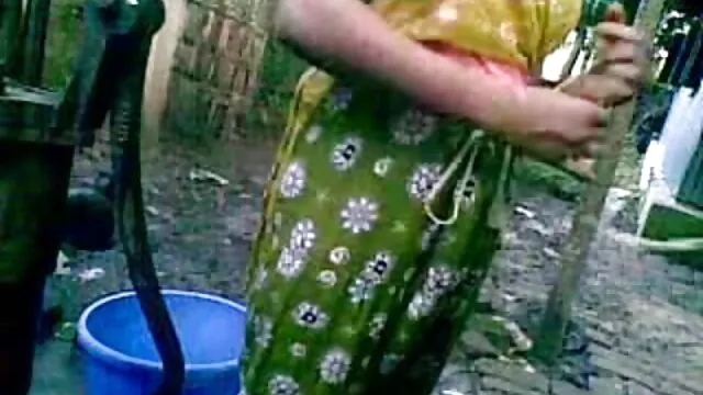 समलैंगिक दोस्त अपने सेक्सी पिक्चर वीडियो में मूवी तंग गधे हो जाता है कंडोम गड़बड़