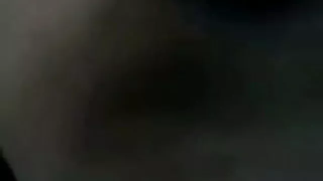 कटिया एक युवा एक सेक्सी महिला सेक्सी मूवी वीडियो दिखाएं और एक कुंवारी है