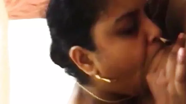 गुप्त सेक्सी हिंदी मूवी वीडियो में