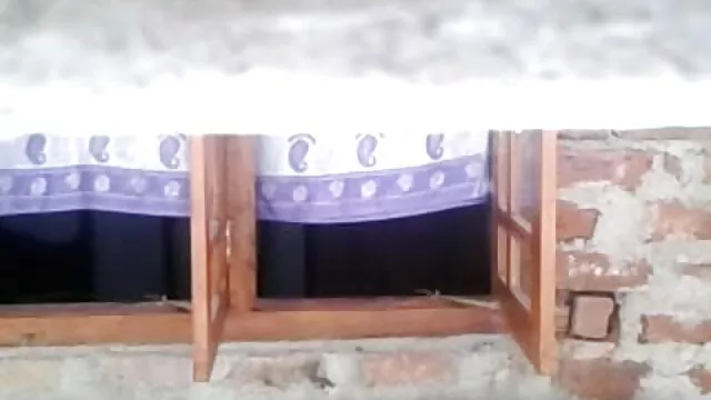 वास्तविकता किंग्स-उसे सही हिंदी मूवी के सेक्सी प्राकृतिक स्तन चमकती