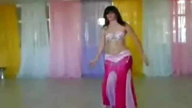 सेक्सी शौकिया फेंकने और जंगली सेक्सी हिंदी वीडियो मूवी बनाता है