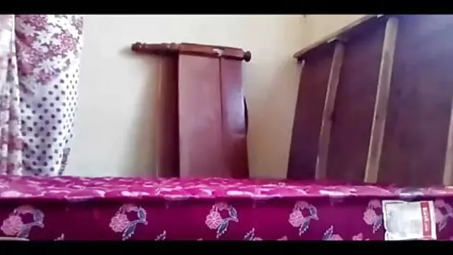 असली फिसलन हिंदी सेक्सी फिल्म मूवी मालिश सेक्स