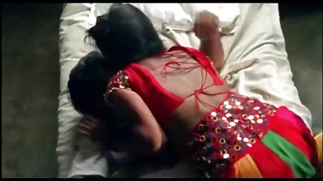 मोटी शादीशुदा आदमी मौखिक सेक्स सेक्सी हिंदी मूवी सेक्सी हिंदी मूवी देता है